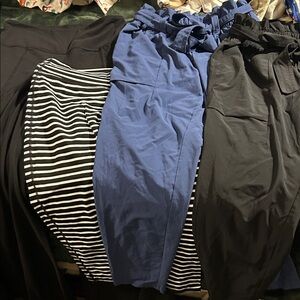 ATHLETA SET - 3 pairs pants and 1 capri